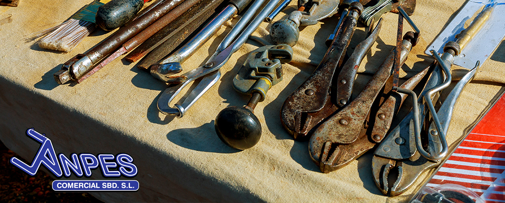limpieza-herramientas-construccion Consejos para el mantenimiento y la limpieza de nuestras herramientas de construcción
